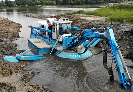 Amphibischer Multifunktionsbagger