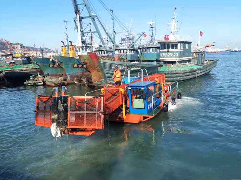 Automatisches Wasserreinigungsschiff / Wasserpflanzenernter / Müllabscheiderboot