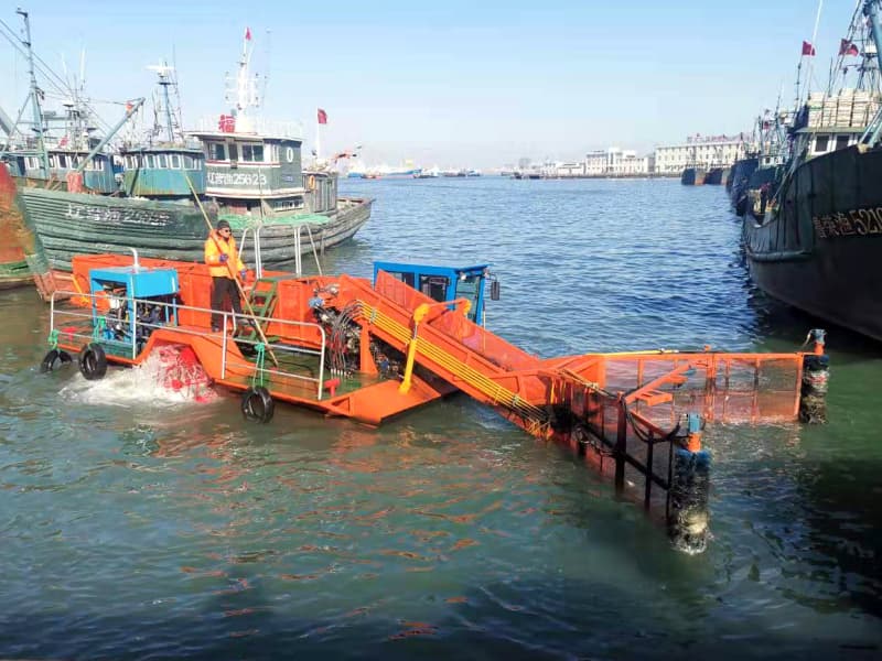 Automatisches Wasserreinigungsschiff / Wasserpflanzenernter / Müllabscheiderboot