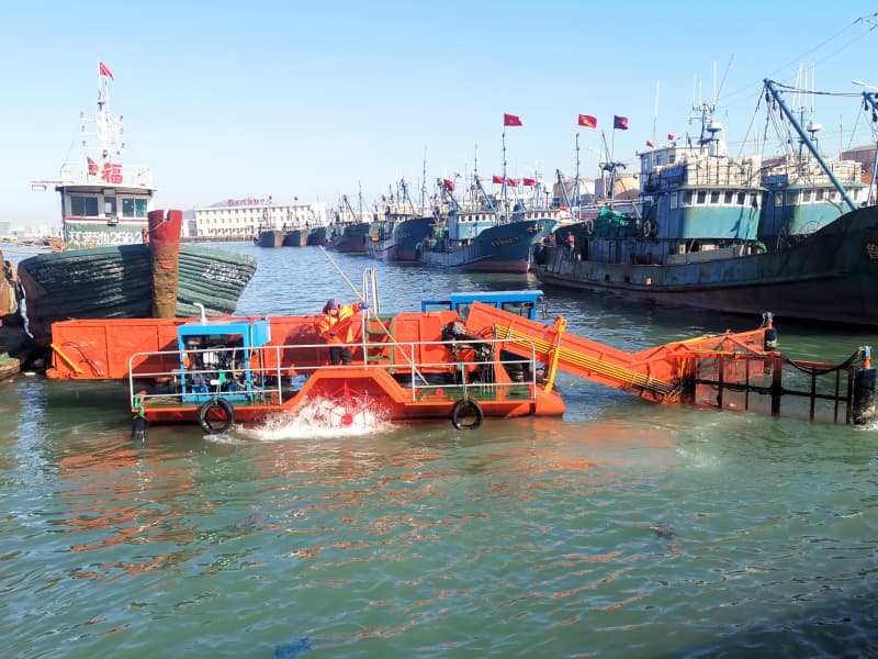 Automatisches Wasserreinigungsschiff / Wasserpflanzenernter / Müllabscheiderboot